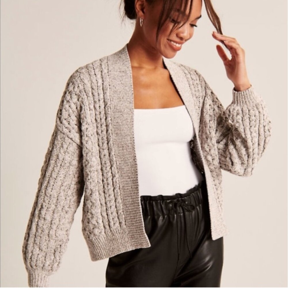 Abercrombie & Fitch Chenille Balloon Sleeve Cropped Knit Cardigan Light Grey XS